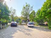 Parkplätze 2 - 
