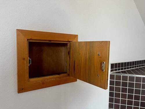 Wäscheabwurf vom Bad in den Waschkeller - 