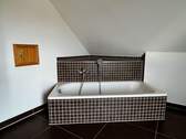Badewanne, WC und Bidet - 