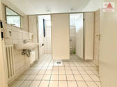 WC UG - 