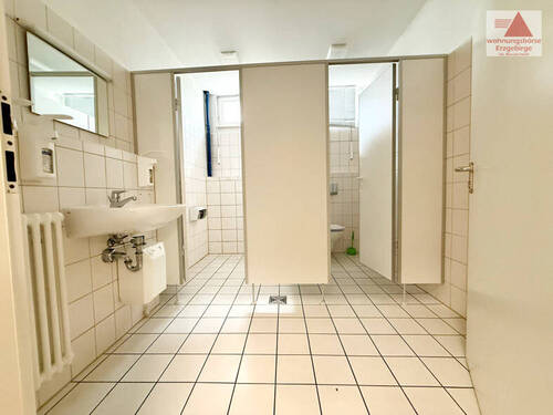 WC UG - 