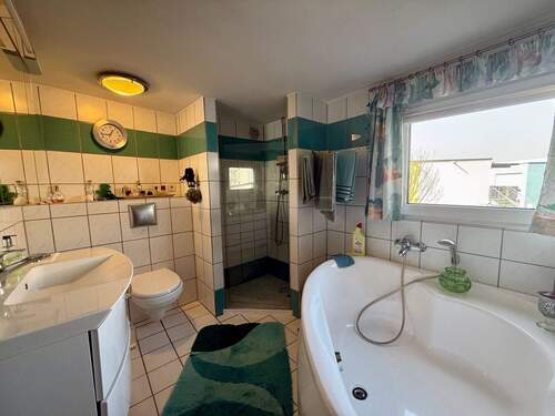 Badezimmer Erdgeschoss - 