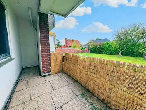 Balkon - Investieren, modernisieren, profitieren - 1,5-Zimmer-Wohnung mit Balkon!