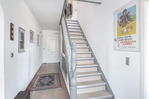 Eingangsbereich (EG) - 1 Zimmer Mehrfamilienhaus, Wohnhaus in Bad Salzuflen