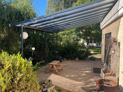 überdachte Terrasse EG - 