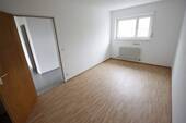 Kind/Büro - 3 Zimmer Etagenwohnung in Sankt Georgen