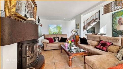 ... und gemütlicher Sitzecke/y acogedor sofá/and c - 