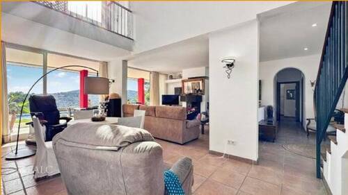 Großzügiger/espacioso/spacious... - 