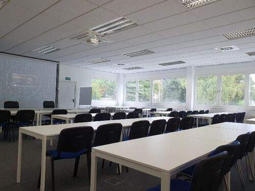 Sem 12 - Seminarraum - Tagespreis - Büro in Regensburg