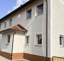 Viel Platz, viele Möglichkeiten-Haus mit 2 Wohneinheiten & sofort bezugsfähig - Bechhofen