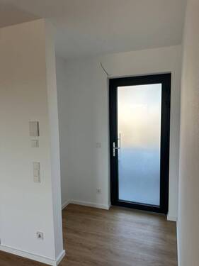 Wohnungseingang mit Garderobe - 2 Zimmer Etagenwohnung zur Miete in Riegelsberg