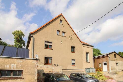 Hausansicht straßenseitig 02 - 