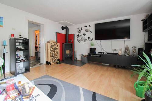 Wohnzimmer Ansicht 02 - 