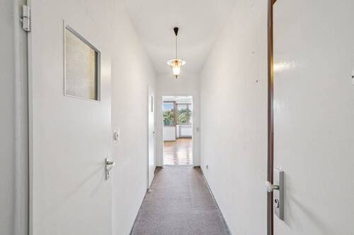 Flur - Etagenwohnung mit 37,00 m² in Hamburg / Sasel zum Kaufen