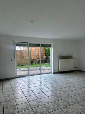 Wohnen / Essen / Kochen - 3 Zimmer Etagenwohnung zur Miete in Riegelsberg