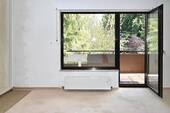 Schlafzimmer Blick zum Balkon - 