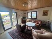 Fernsehzimmer mit Zugang zur Terrasse - 