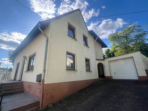 Seitenansicht - Einfamilienhaus mit 193,00 m² in Oberstreit zum Kaufen