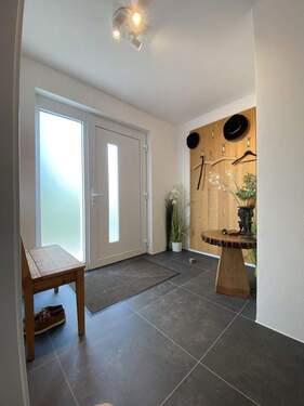 Diele/Garderobe - 4 Zimmer Einfamilienhaus zum Kaufen in Neuötting