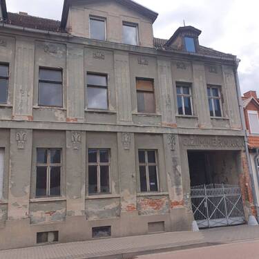 20220706_112303.jpg - Mehrfamilienhaus mit großem Lager ideal für Gewerbe