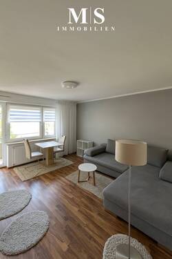 Wohnzimmer - Zentrale 2,5-Zi.-Eigentumswohnung mit Balkon in Geesthacht