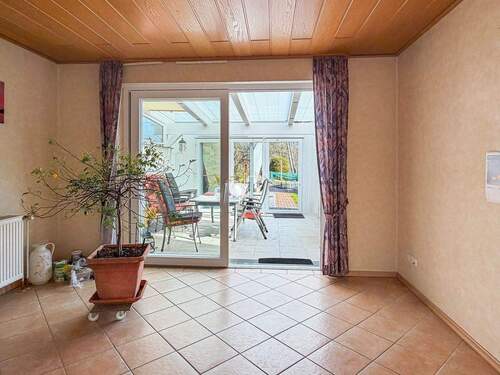 Esszimmer EG - 8 Zimmer Mehrfamilienhaus, Wohnhaus in Vlotho