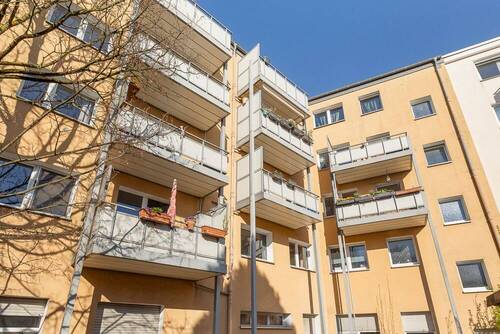 Fassade - Mehrfamilienhaus, Wohnhaus mit 1,38 m² in Essen zum Kaufen