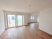 Wohnbereich - Neuwertige 3-Zimmer-Obergeschoss-Whg. mit EBK und 2 TG-Stellplätzen in bester Lage am Sulzpark