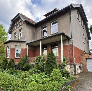 Nordostansicht - 1 Zimmer Mehrfamilienhaus, Wohnhaus zum Kaufen in Ronnenberg