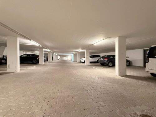 Tiefgarage - 