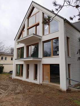 Niederstr Haus - Exklusiv & individuell: Luxus-Wohnetage mit Galerie in Top-Lage.