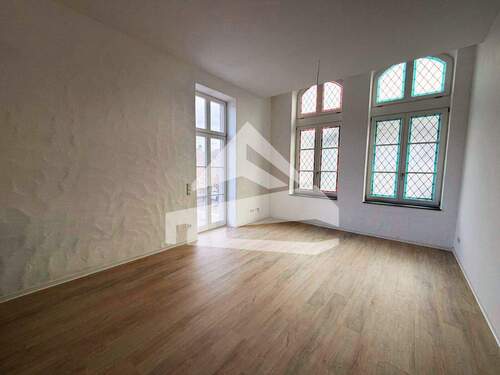 Wohnzimmer - 2 Zimmer Etagenwohnung zur Miete in Neumagen-Dhron