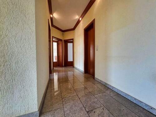 Flurim Erdgeschoss - Mehrfamilienhaus, Wohnhaus mit 223,00 m&sup2; in Sondershausen zum Kaufen