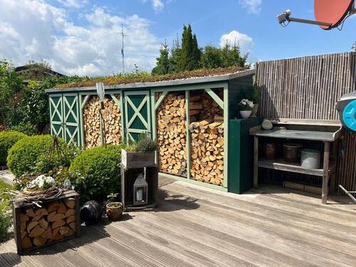 Holzlager 1 und Geräteraum - 