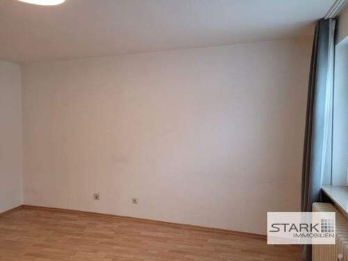 Wohnzimmer 3 - Etagenwohnung mit 32,00 m² in Bad Mergentheim zur Miete