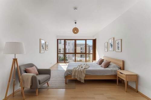 Schlafzimmer - Einrichtungsbeispiel - 4,5-ZIMMER: ARCHITEKTUR TRIFFT KOMFORT - stilvolles Wohnen in Offenbachs bester Lage am Main!