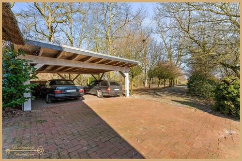 Doppelcarport - Einfamilienhaus mit 234,00 m&sup2; in Lilienthal zum Kaufen
