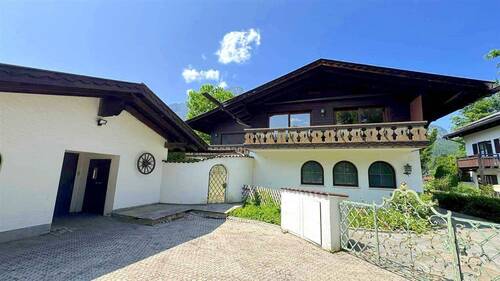 Stellplätze - 1 Zimmer Mehrfamilienhaus, Wohnhaus in Garmisch-Partenkirchen