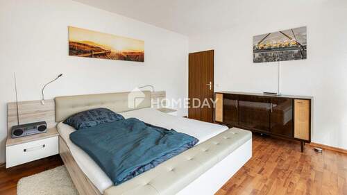 1. OG Schlafzimmer 2 1 - 