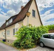 Wohnen am historischen Stadtrand mit sonniger Dachterrasse - Mainbernheim