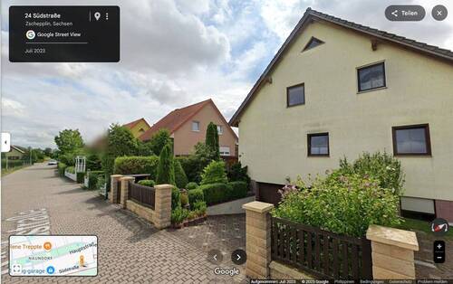 Straßenseite Einfahrt TG - 