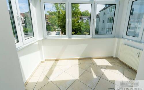 Wintregarten - 3 Zimmer Etagenwohnung zur Miete in Düsseldorf Benrath