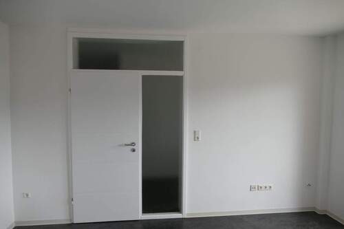 Wohnzimmer 2 - Etagenwohnung mit 60,00 m² in Emden zur Miete