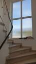 Treppenhaus mit neuw. großem Fenster - 
