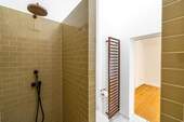 Ihre eigene Wellness-Oase mit Walk-In Dusche und H - 