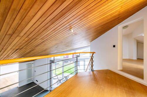 Kreative Ausblicke auf der Galerie - Homeoffice od - 