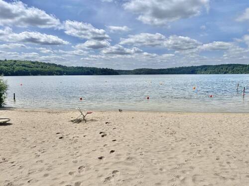 Badestrand in 5 Minuten zu Fuß - 
