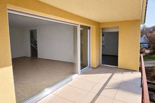 Großer Balkon nach Süd-West - Mehrfamilienhaus, Wohnhaus mit 156,00 m&sup2; in Bad Dürkheim zur Miete