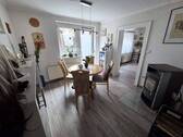 Esszimmer EG mit Zugang Terrasse.jpg - 