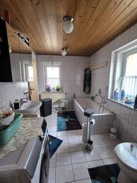 Badezimmer EG.jpg - 